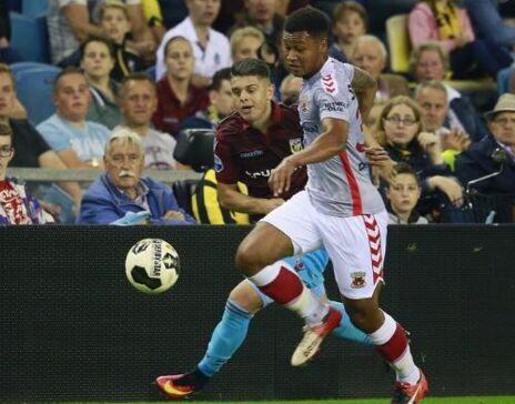 理层不得不 理层不得不